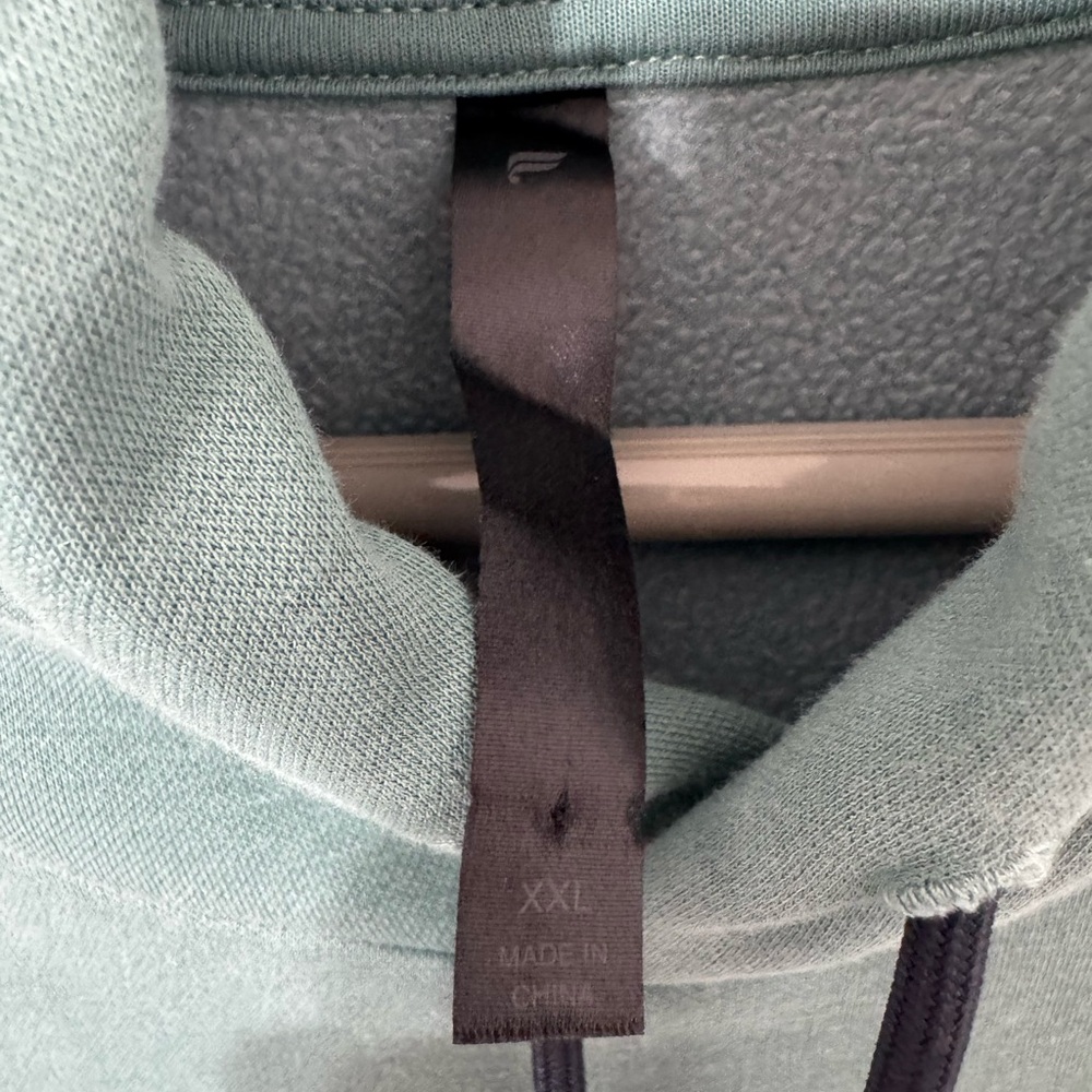 Fabletics Men’s Go-To Hoodie - Picture 4 of 4